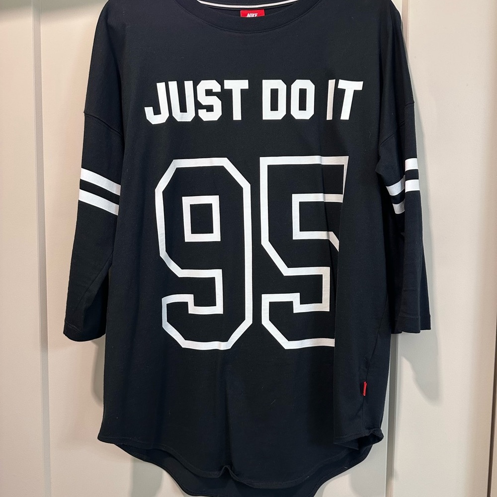 Nike Baseball Graphic Tee